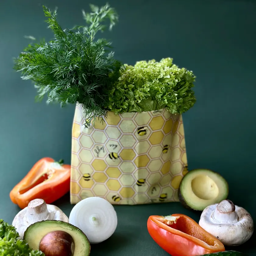 Bee Loyya — Reusable eco-wrap for food products — Photo 3